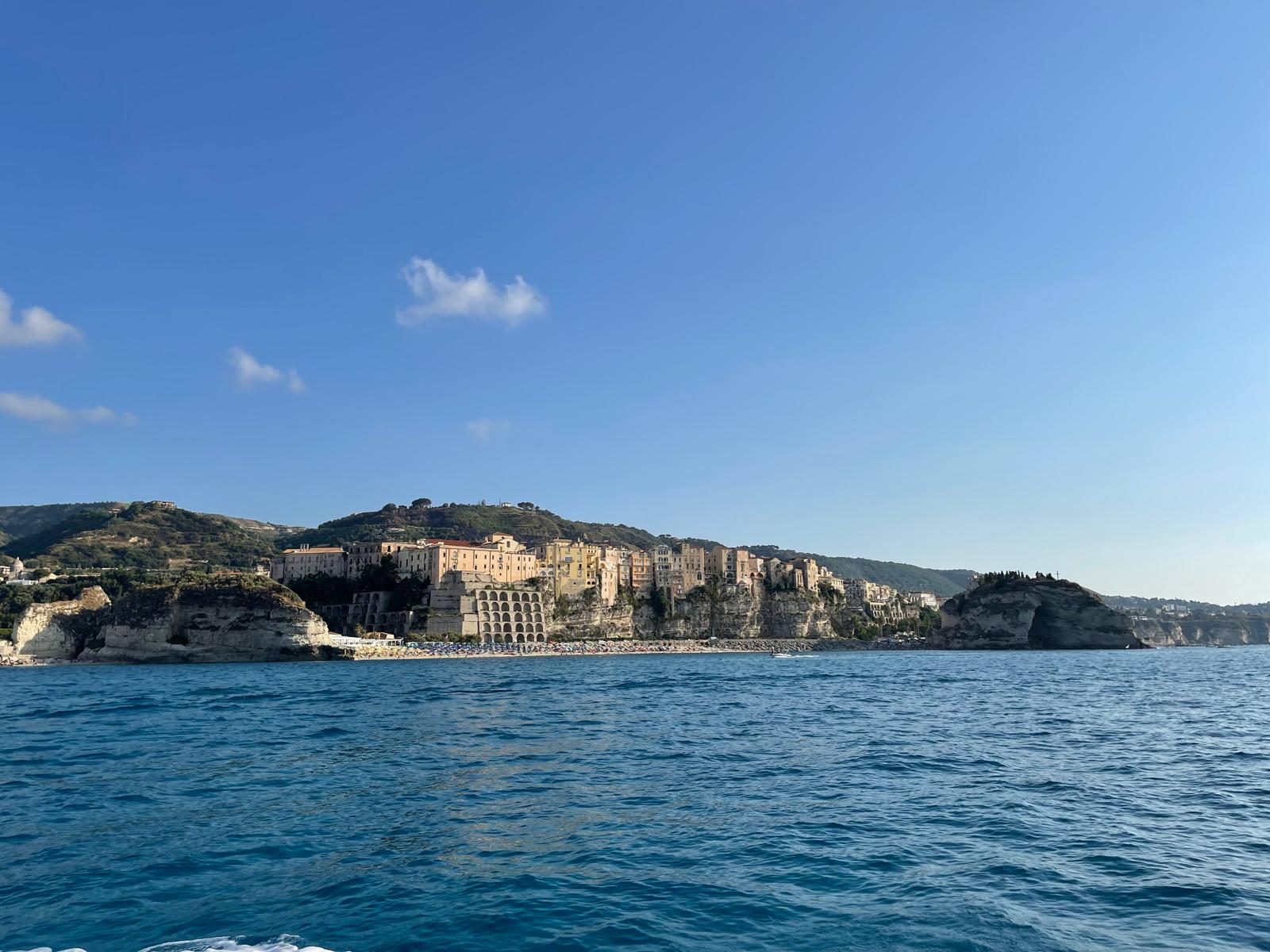 Buongiorno Reggio — a moment from the journey